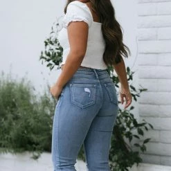 KanCan Clothing Adina Slim Straight Jean