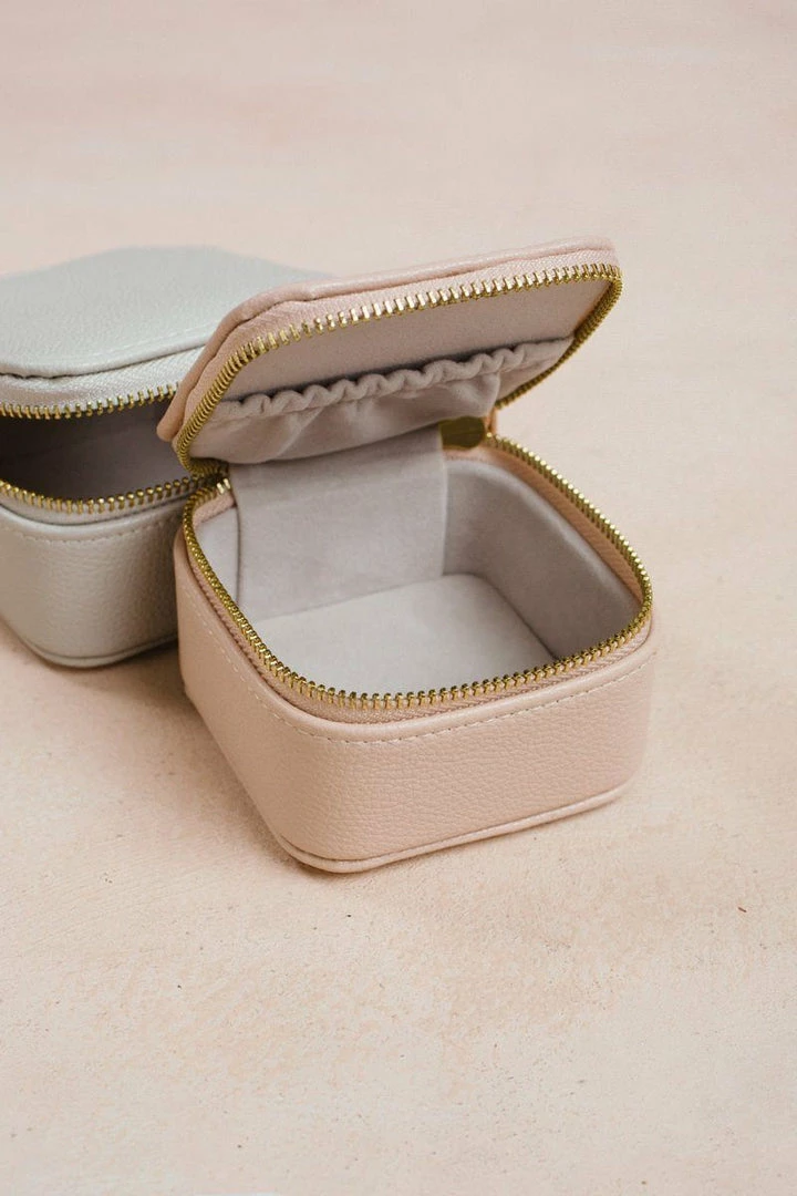 Boon Supply Emmy Vegan Leather Jewelry Case Accessories