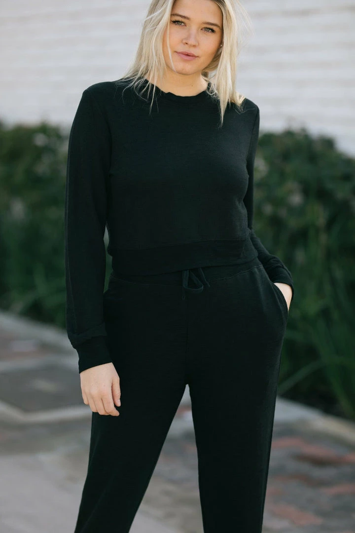 Hyfve Carina Cropped Crew Neck Sweater Clothing