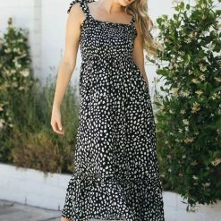 Sundayup Lacey Tie Shoulder Maxi Dress