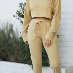 Hyfve Evelyn Cropped Crew Neck Clothing