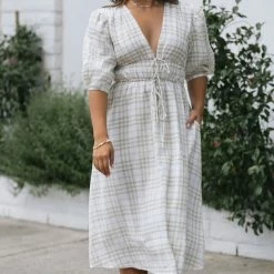 Moodie Eden Plaid Midi Dress