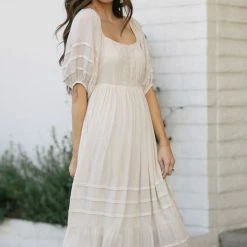 Listicle Carissa Crocheted Lace Detail Maxi Dress