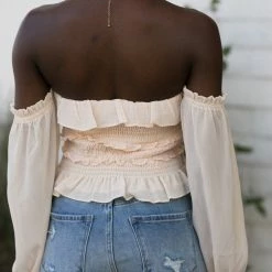 Le Lis Susanna Smocked Ruffled Top Clothing