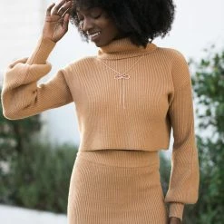 Moodie Edith Cropped Turtleneck