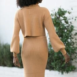 Moodie Edith Cropped Turtleneck