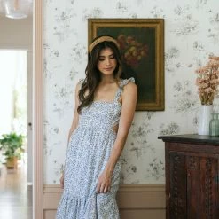 Lush Fatima Tie Back Dress