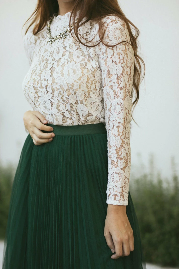 Aakaa Addison Mock Neck Lace Top Bridal