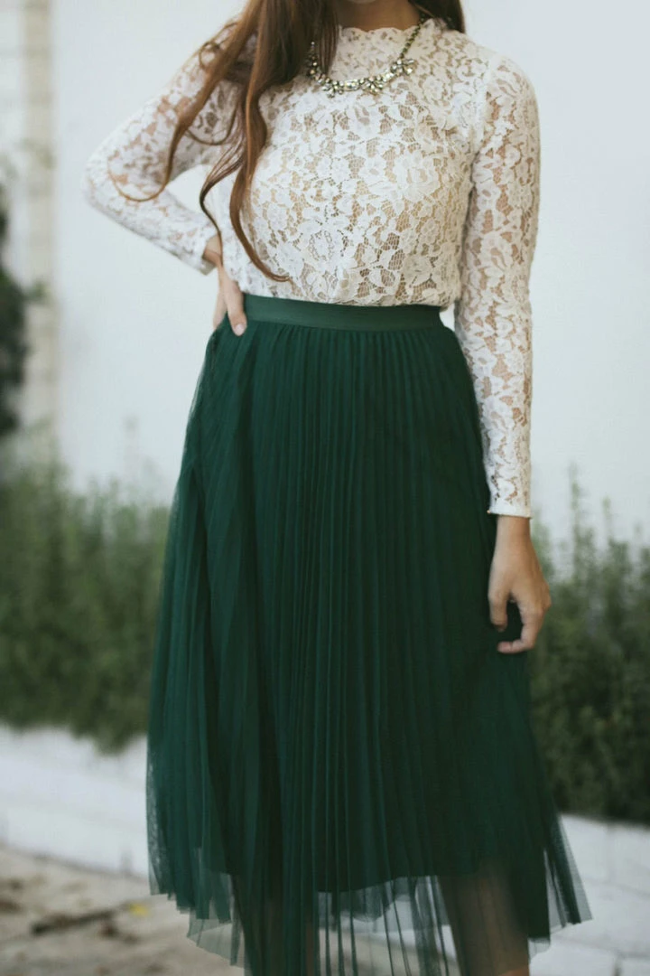 Aakaa Addison Mock Neck Lace Top Bridal