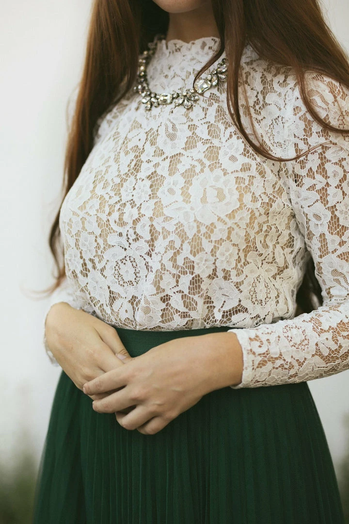 Aakaa Addison Mock Neck Lace Top Bridal