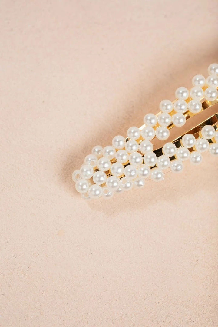 ANA/Girly Londyn Triangle Pearl Hair Clip