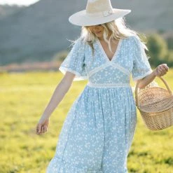 In Loom Pauline Flutter Sleeve Floral Midi Dress Clothing