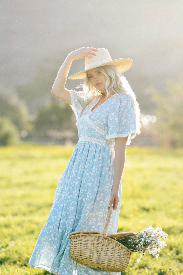 In Loom Pauline Flutter Sleeve Floral Midi Dress Clothing