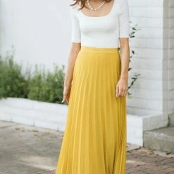 Final Touch Basics Jane Half Sleeve Bodysuit