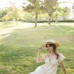 Listicle Maternity Friendly Daisy Sweetheart Maxi Dress