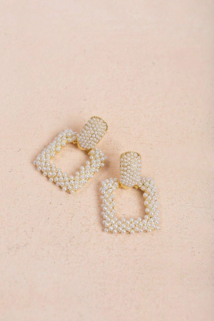 Fame Jenn Pearl Knocker Earrings Accessories