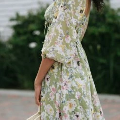 Lush Maternity Friendly Elizabeth Puff Sleeve Dress