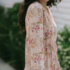 Aakaa Maternity Friendly Tilly V-Neck Maxi Dress