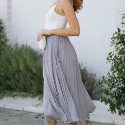 Listicle Maternity Friendly Ophelia Pleated Midi Skirt