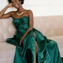 Maniju Karis Sweetheart Neckline Gown