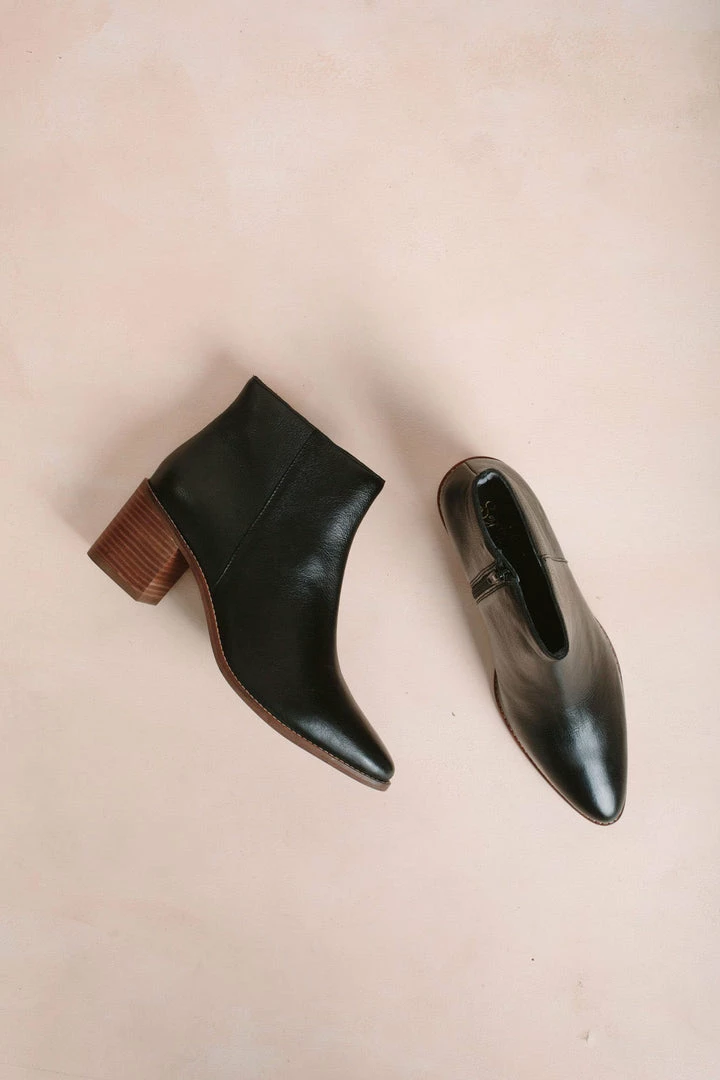 Seychelles For The Occasion Ankle Boots