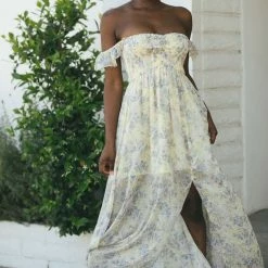 Aakaa Aubrey Sweetheart Maxi Dress Maternity Friendly