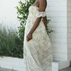 Aakaa Aubrey Sweetheart Maxi Dress Maternity Friendly