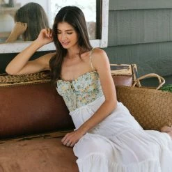 Style Melody Clothing Shandya Sweetheart Cropped Cami