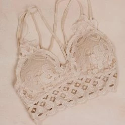 Anemone Clothing Elina Scalloped Lace Bralette