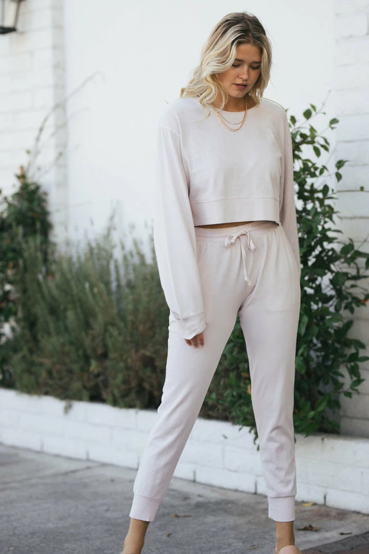 Hyfve Evelyn Cropped Crew Neck Clothing