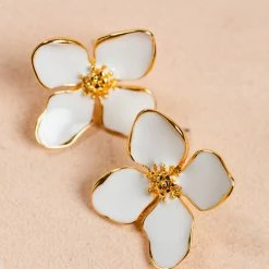 Girly Courtney Flower Earrings Accessories