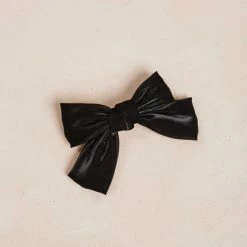 Ana/Girly Celeste Bow Hair Clip