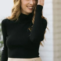 Style Melody Roxie Cropped Turtleneck Clothing