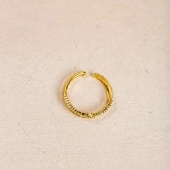 Fame Helen Crystal Gold Ring Accessories