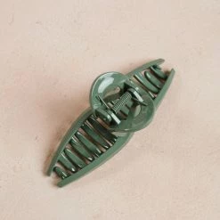 Fame Molly Claw Hair Clip