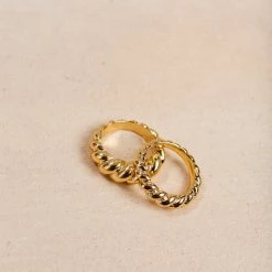 Fame Monique Twisted Ring