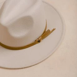 Fame Accessories Christie Felt Fedora Hat