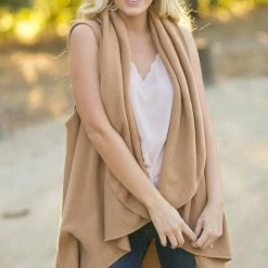 Joia Priscilla Sleeveless Shawl